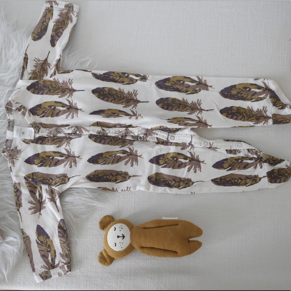 Kate Quinn feathers footie jammies